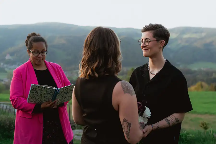 Traurednerin Jacqueline Koch