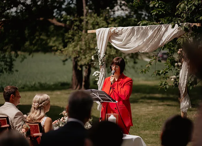 Freie Rednerin Viktoria Kluwe