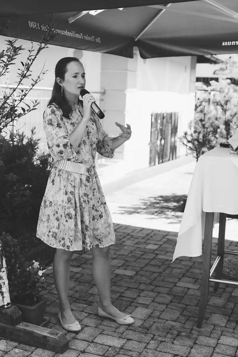 Hochzeitsrednerin Valetinta Waroschitz