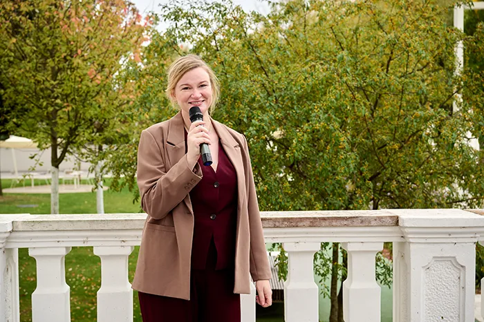 Traurednerin Bettina Schabschneider