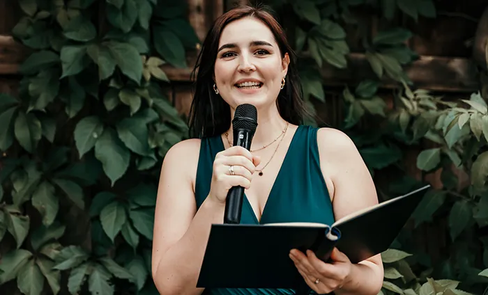 Hochzeitsrednerin Alexandra Leibetzeder