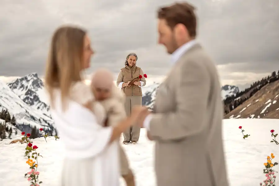 Traurednerin Sandra Barbara