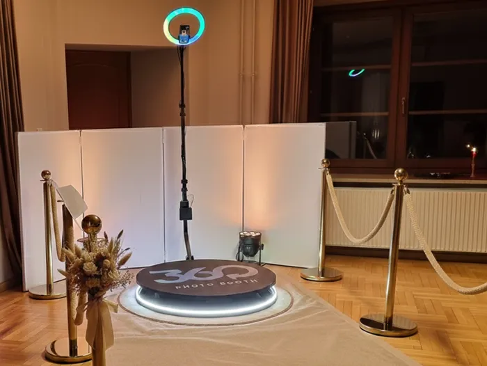 360° Video- & Fotobox und Hochzeits-DJ aus Ebenthal