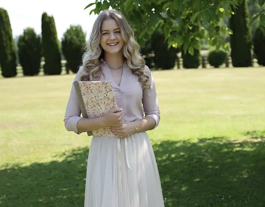 Hochzeitsrednerin Jana Egger