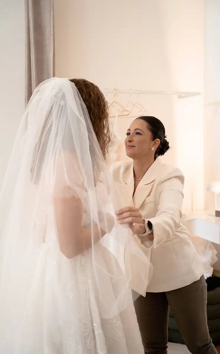 Hochzeitskleider von Luastudio