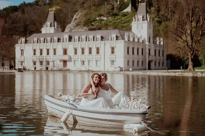 Celestial Love: Ein magisches Hochzeits-Elopement