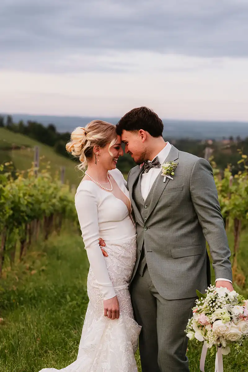 Old Money Romance – Exklusive Hochzeit zwischen Weinreben
