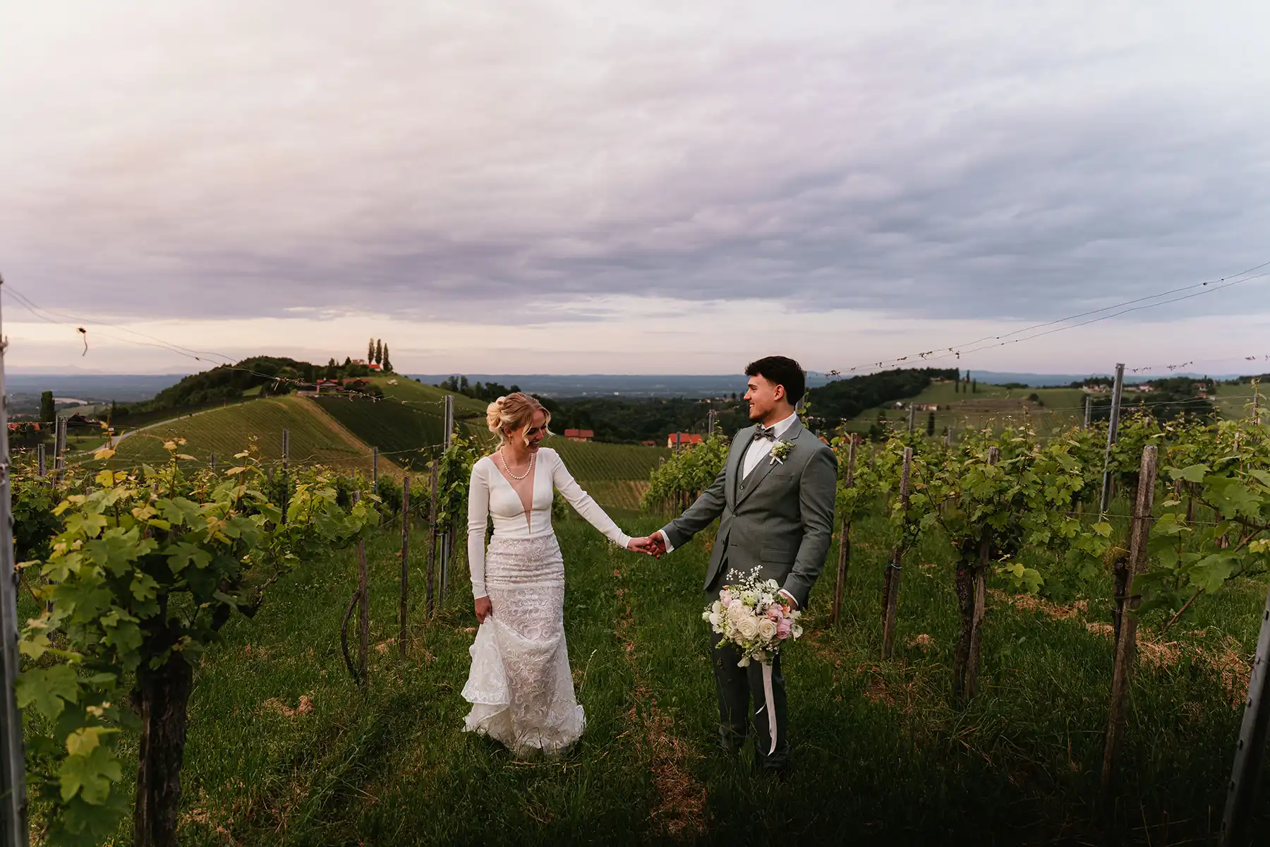 Old Money Romance – Exklusive Hochzeit zwischen Weinreben