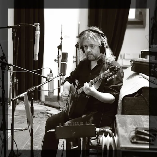 Troy Donockley in Studio