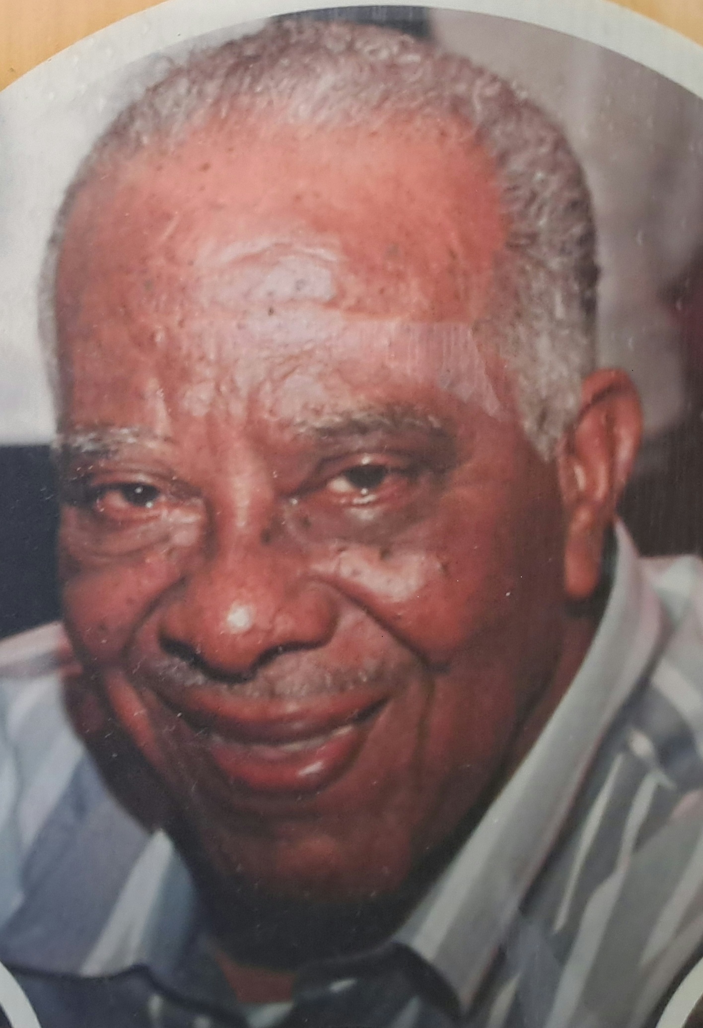 Osbario Hipolito Florán 
