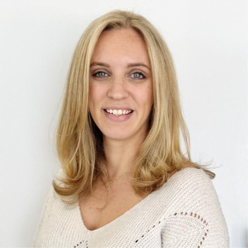 Nicole Parker Headshot
