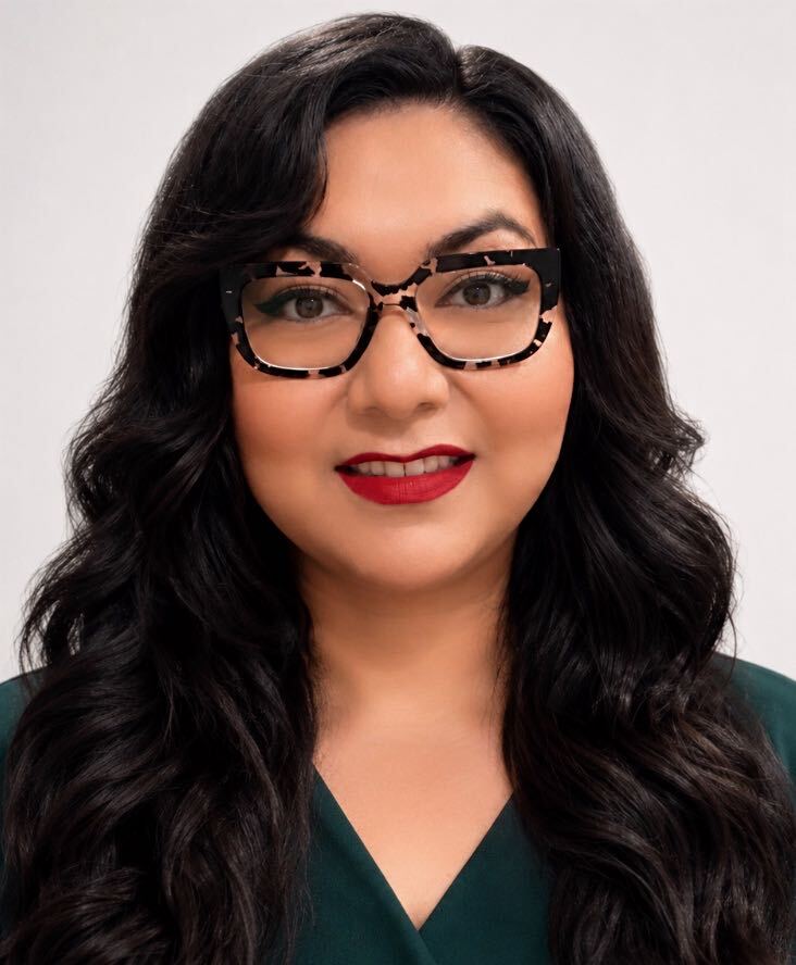 Jackie Briones headshot