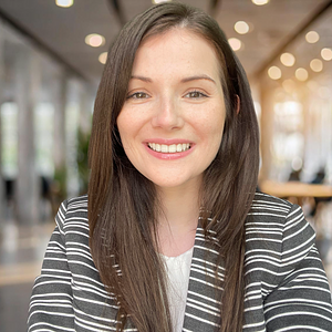 A headshot of Ewa Kwiatkowski