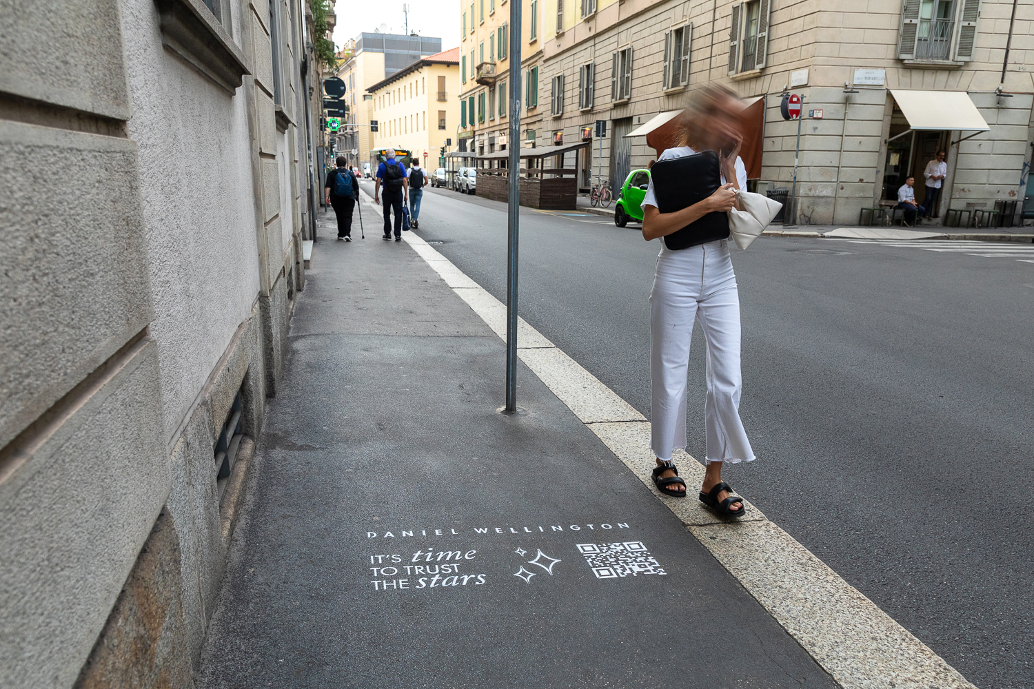 graffiti pubblicitari Daniel Wellington