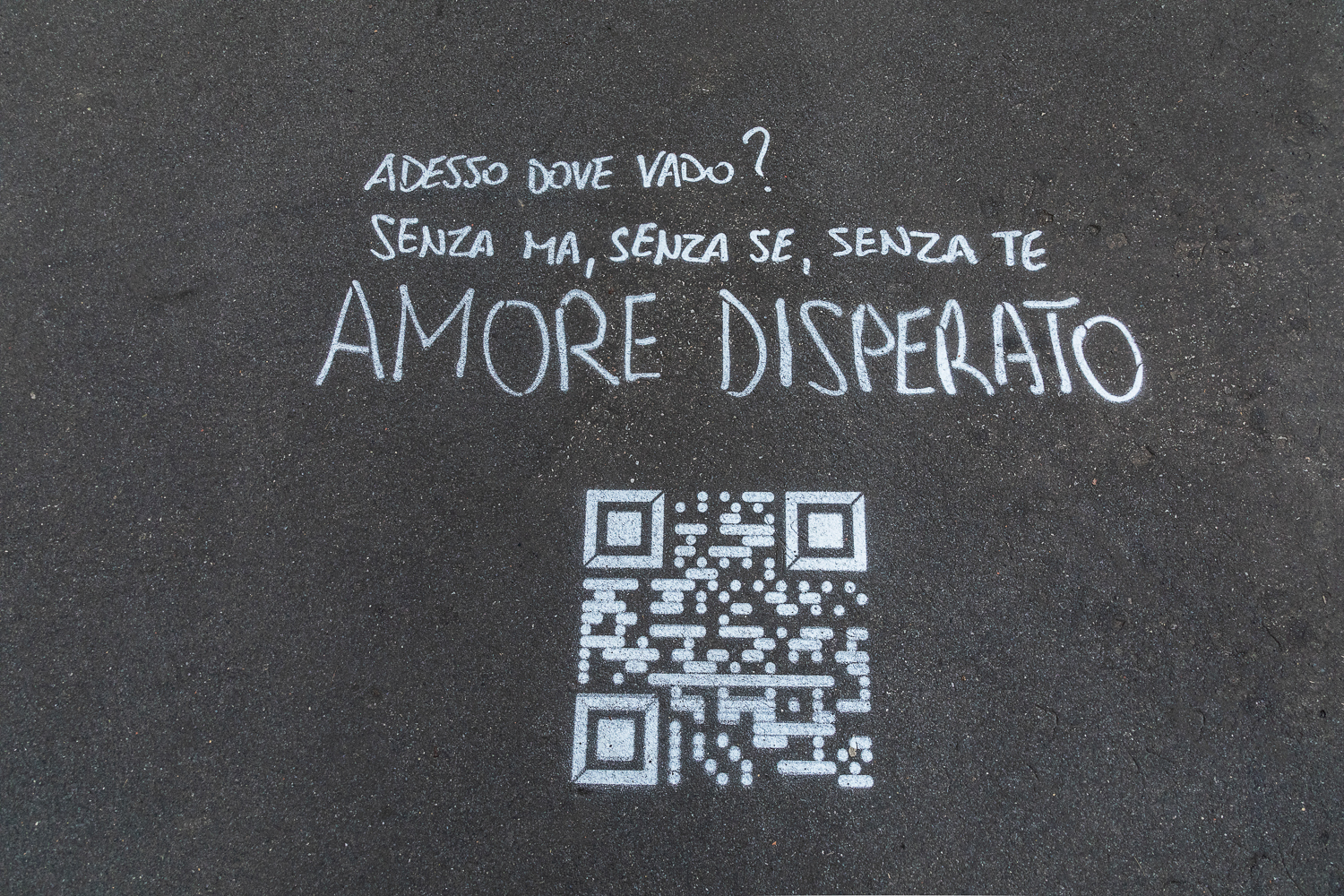 street marketing - Warner Music - Achille Lauro