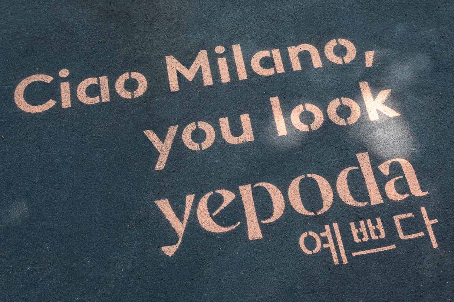 green graffiti - Max Mara