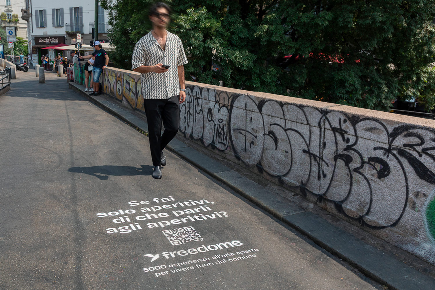 street advertising - Freedome