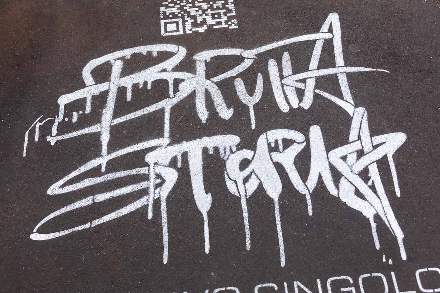 street marketing - Universal Music - Emma
