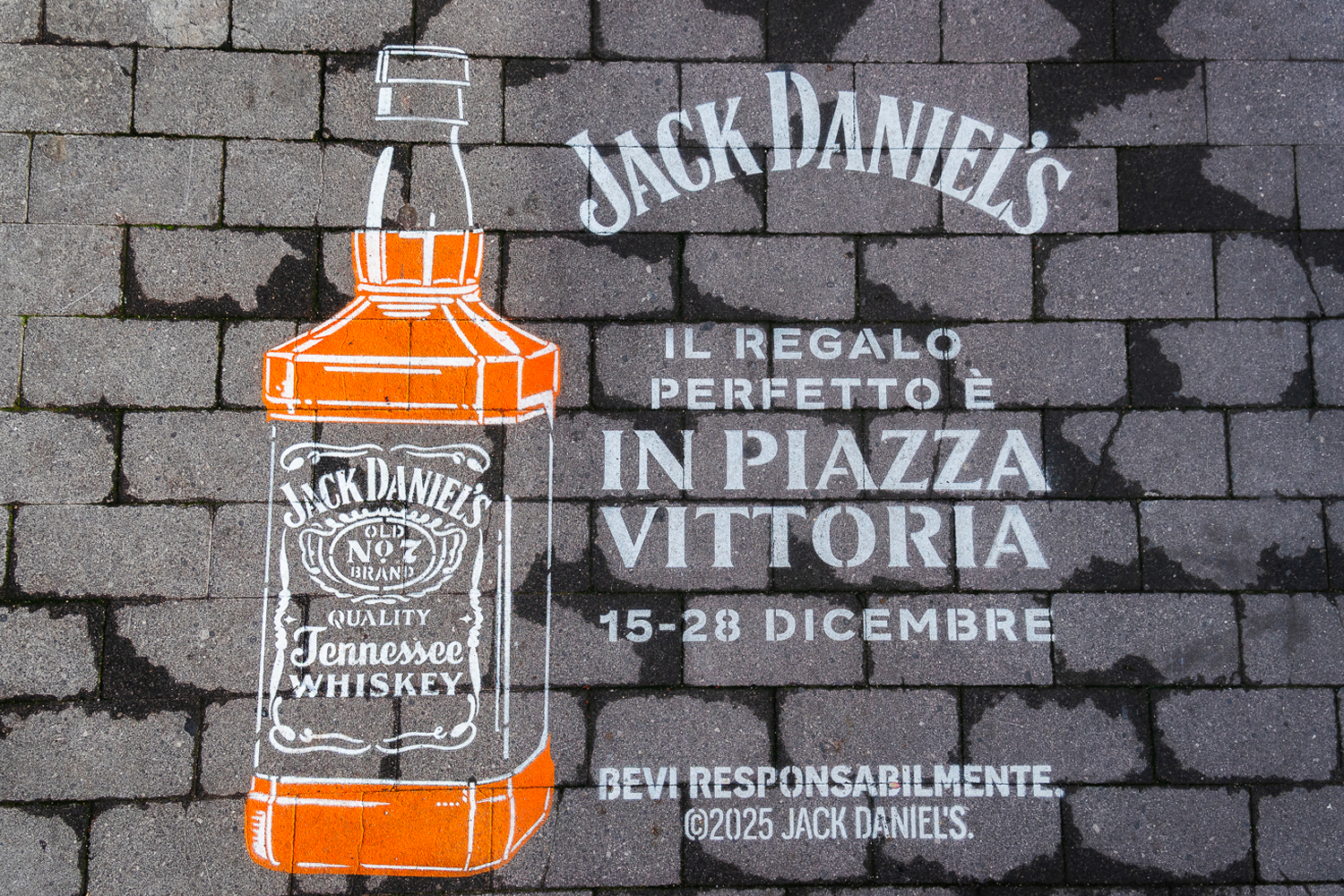 graffiti pubblicitari Jack Daniel's