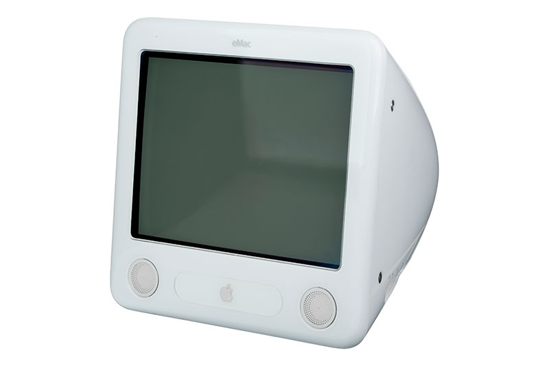 2000 eMac computer.