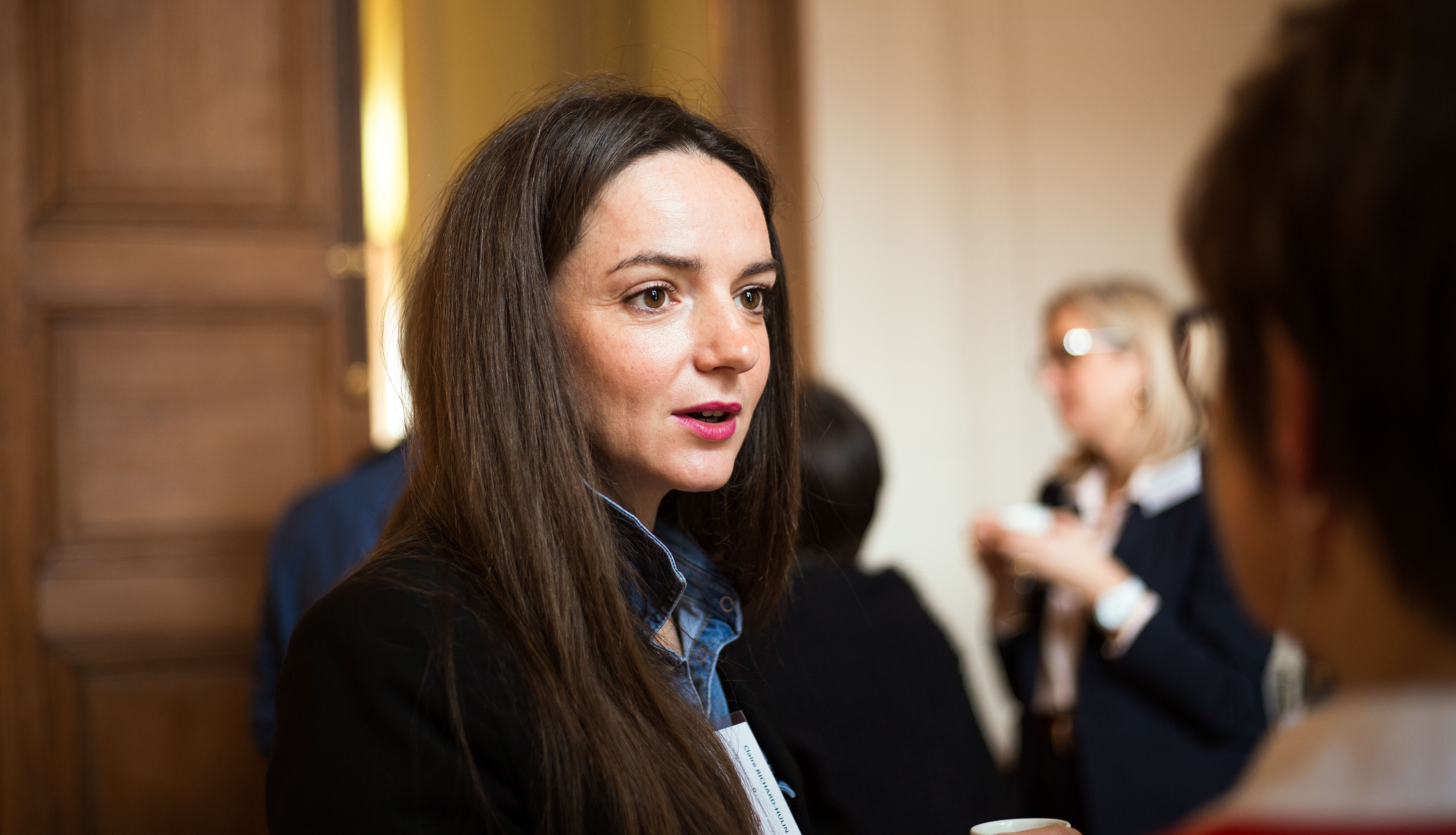 Discussions lors du petit-déjeuner corporate BNP Paribas BDDF