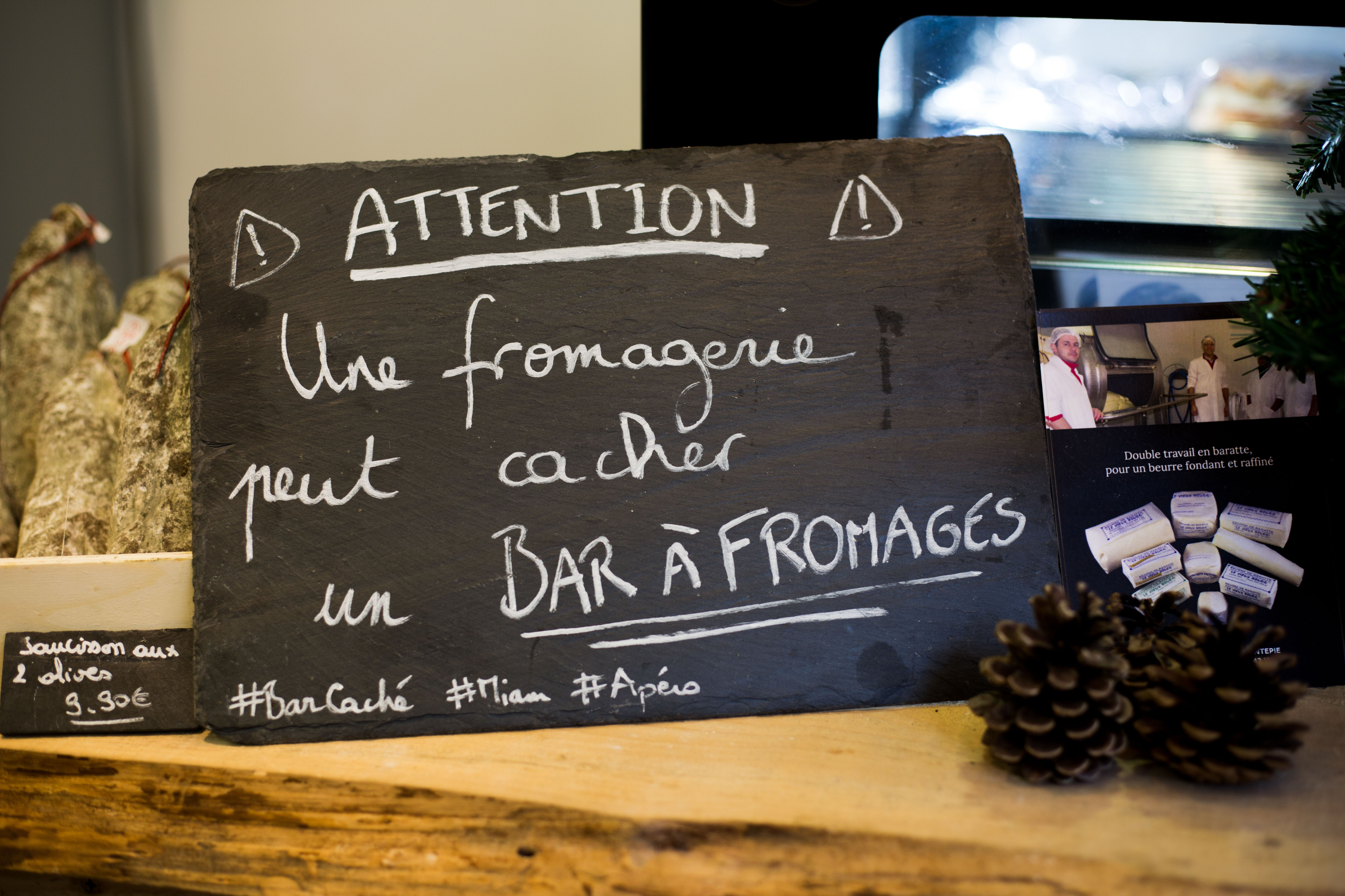 Attention, une fromagerie peut cacher un bar à fromages