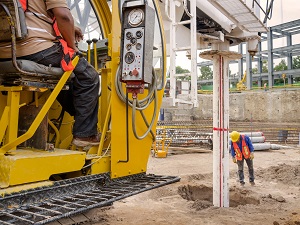 Heavy Equipment, Digging Hole