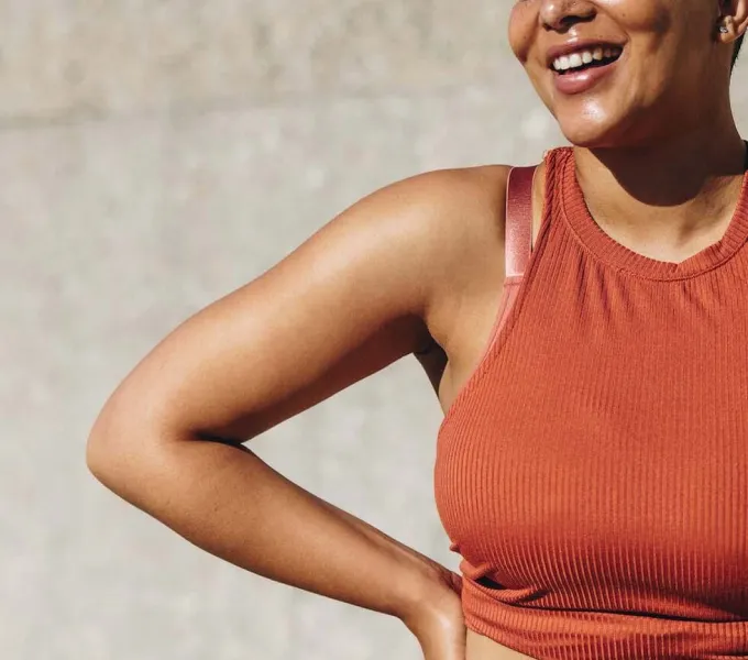 A body positive image of an individual with vaginal anatomy for an article that explains what pelvic floor physical therapy is.