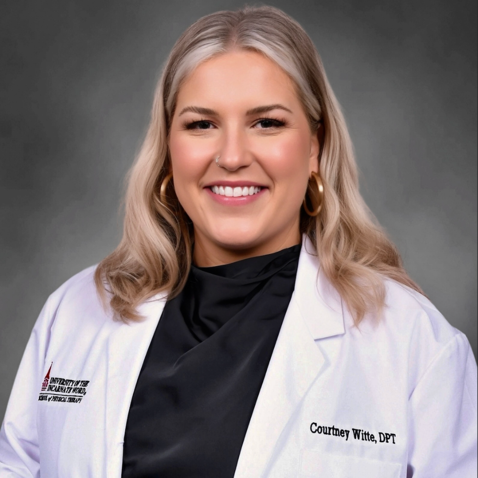 Courtney Witte headshot.