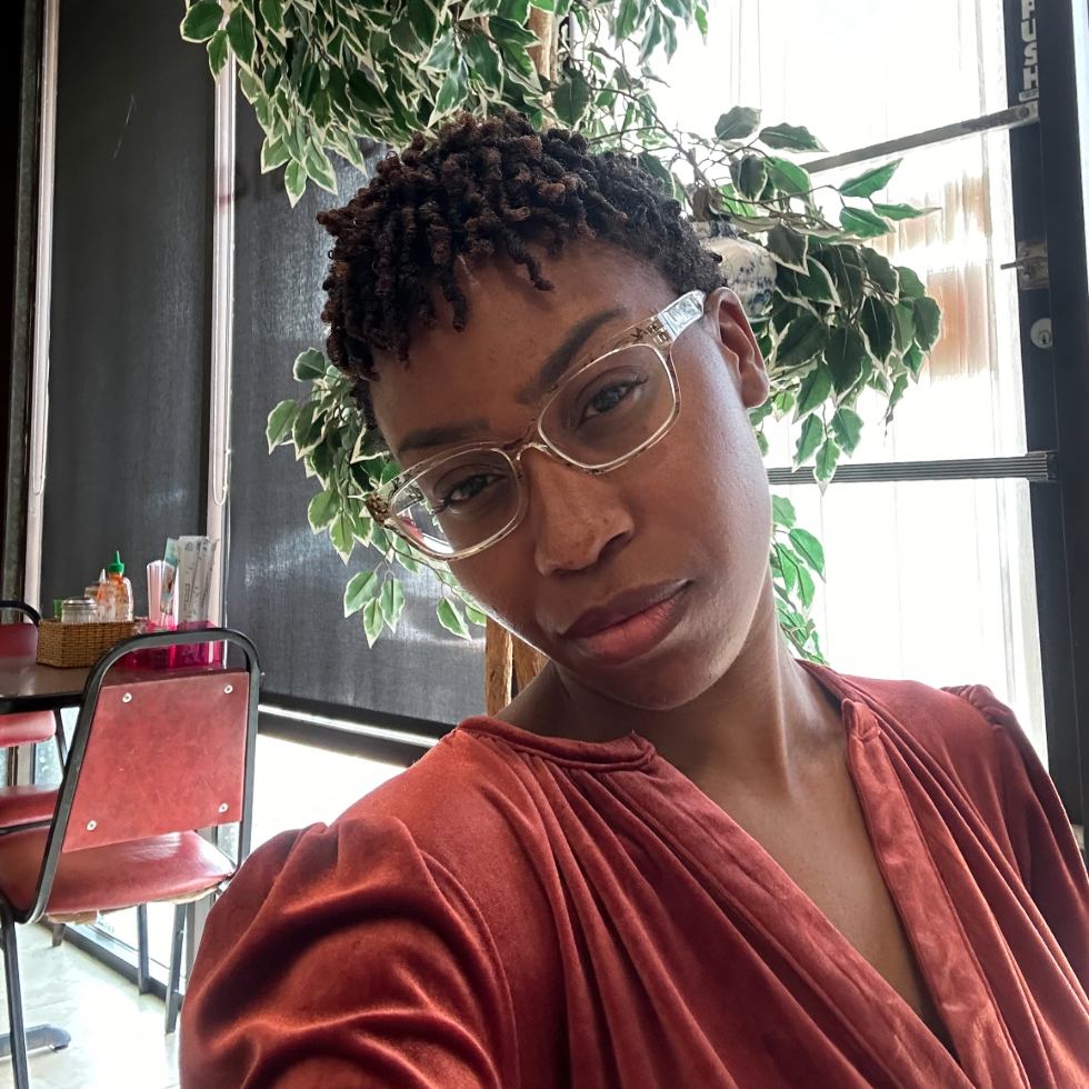 Simone Pickett headshot.