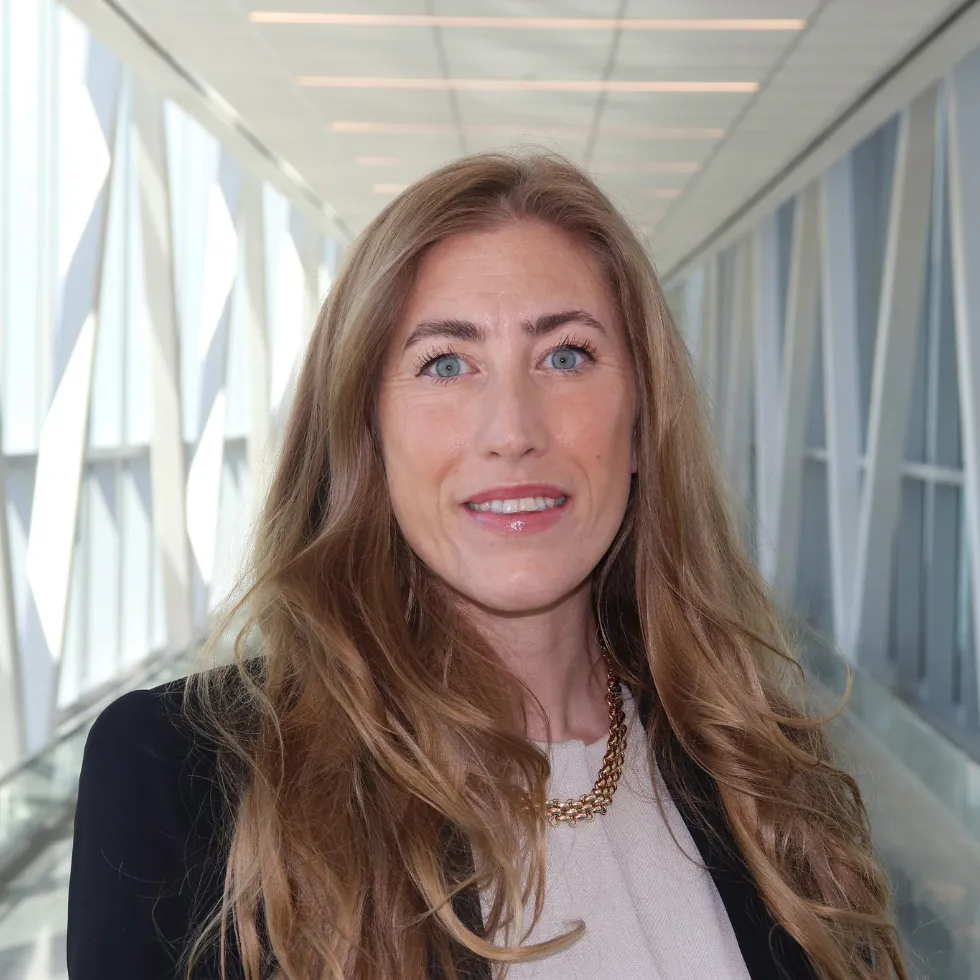 Claire Anderson headshot.