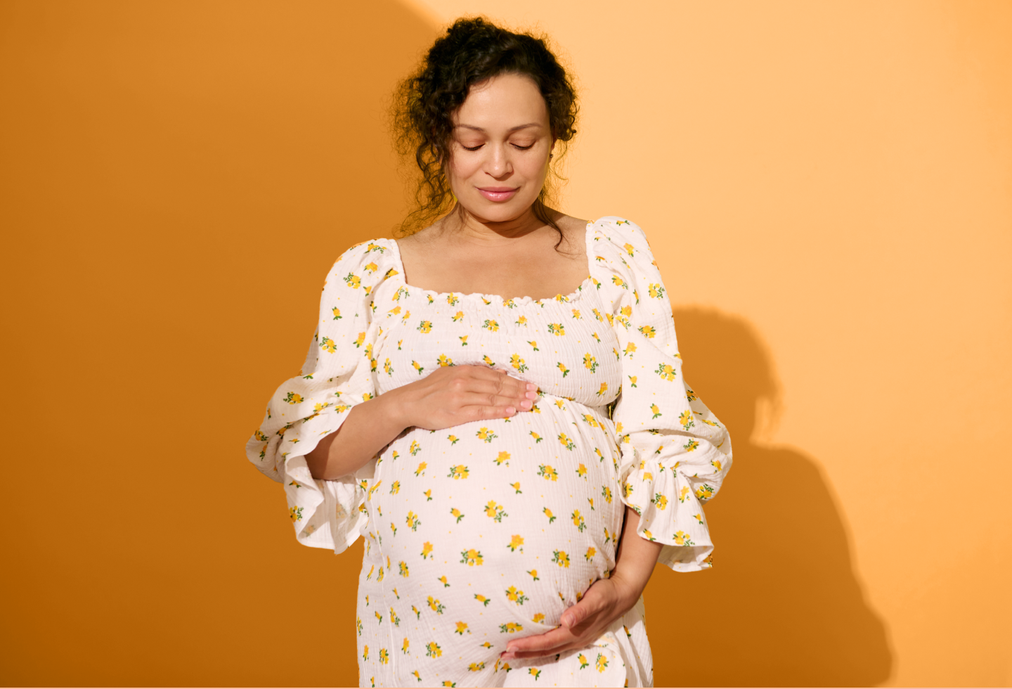 Woman having a baby over 35 (advanced age pregnancy/geriatric pregnancy)