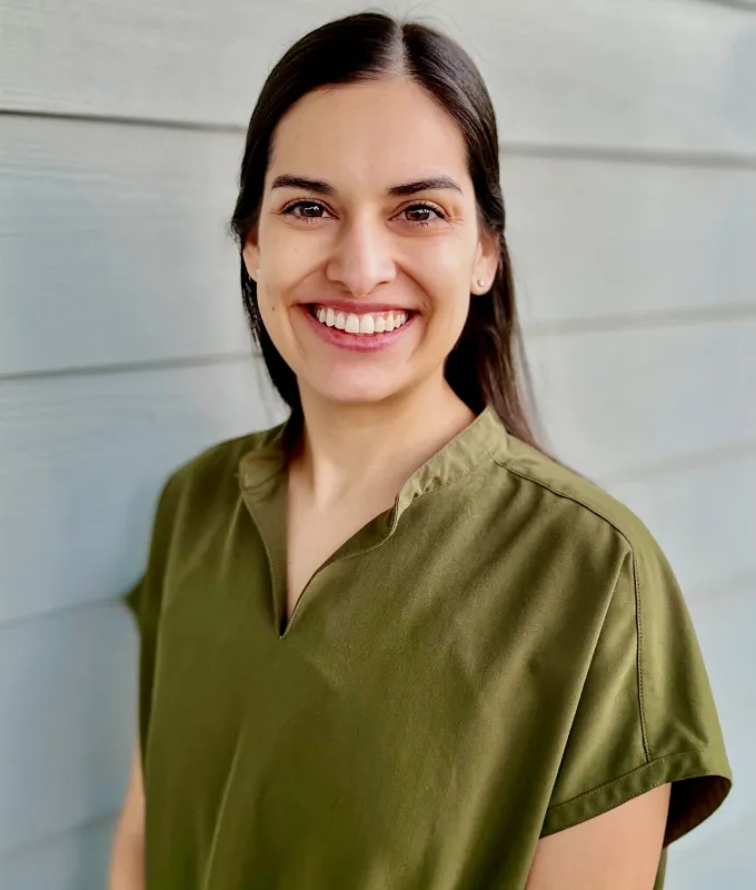 Laura Thrasher headshot.