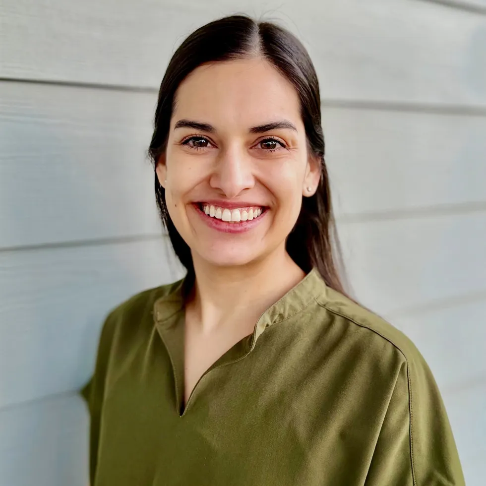 Laura Thrasher headshot.
