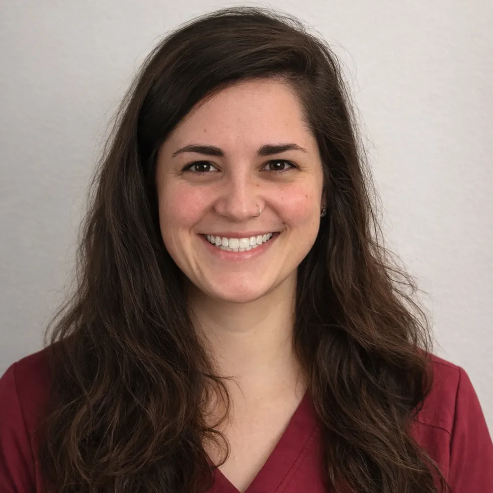 Courtney Cousino headshot.