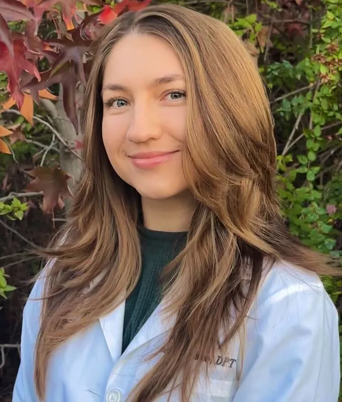 Jessica Grekov headshot.