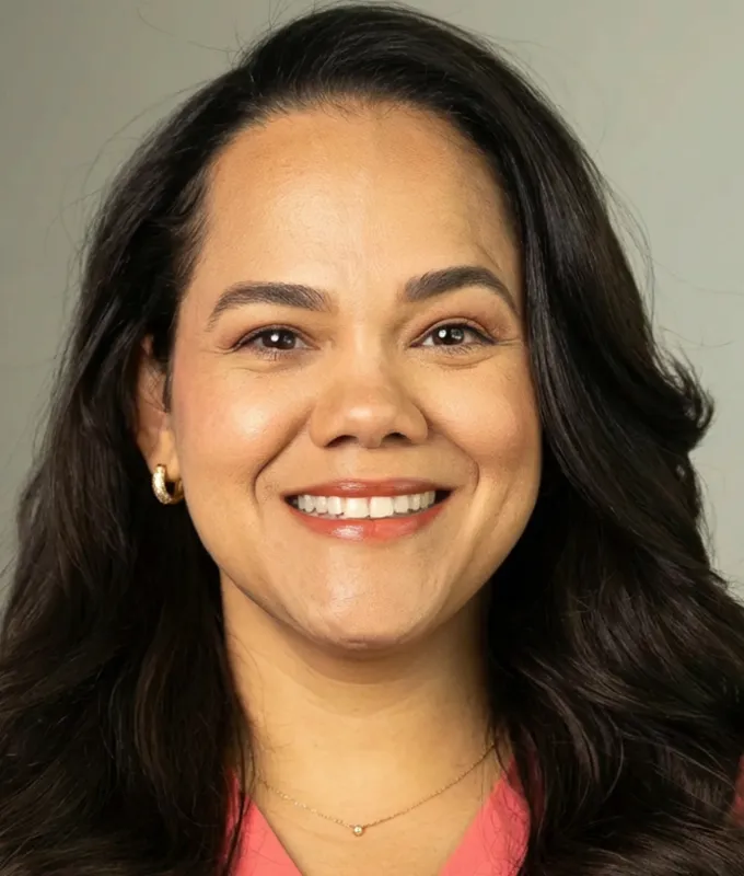 Janair Souza headshot.