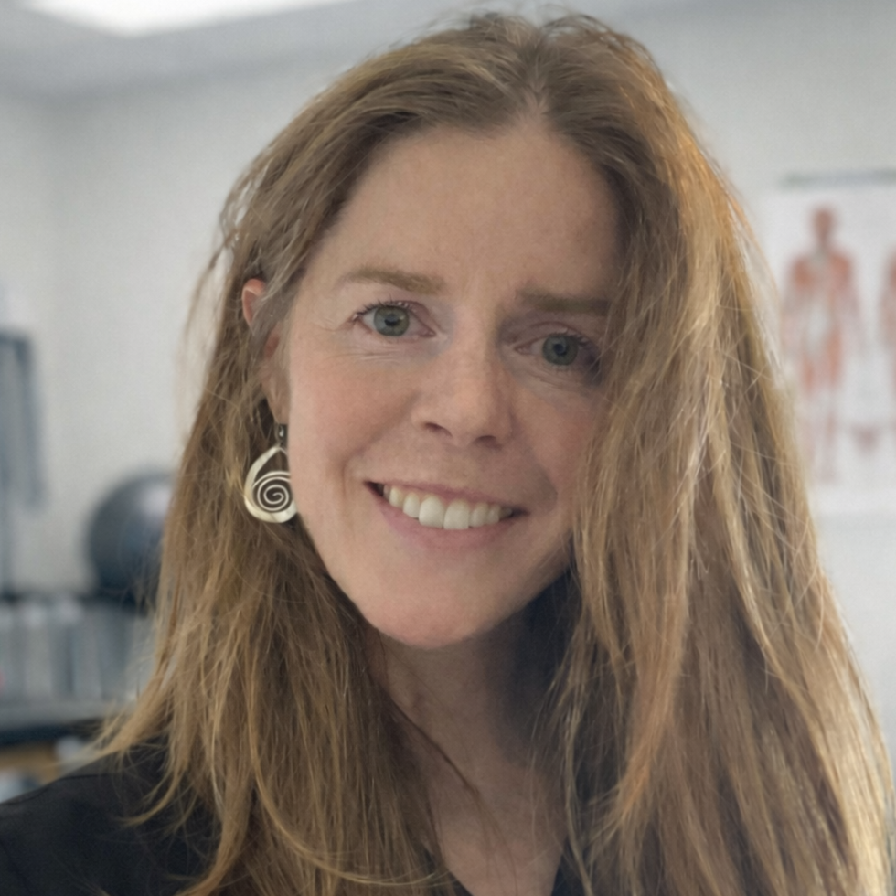 Allison Molnar headshot.