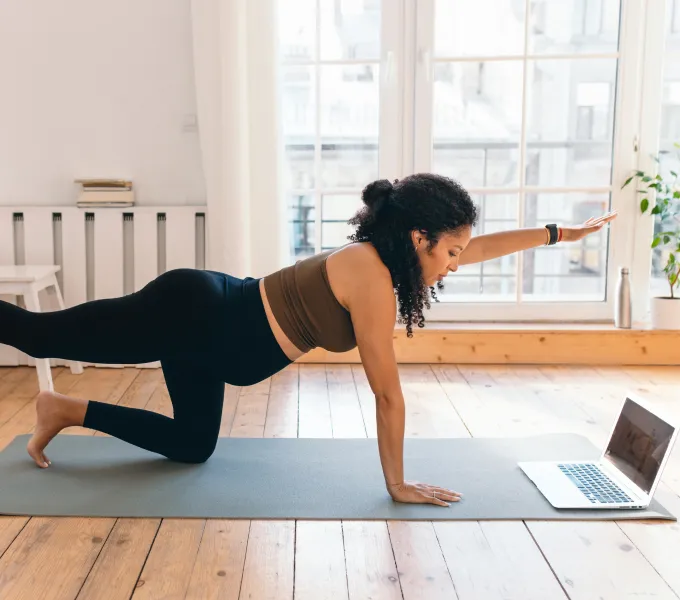 Woman exercising during pregnancy.