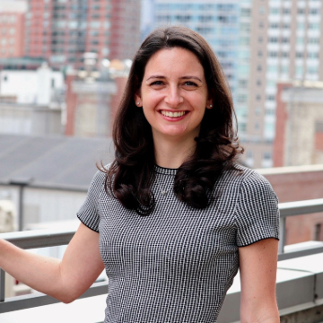 Alex Kramer headshot.