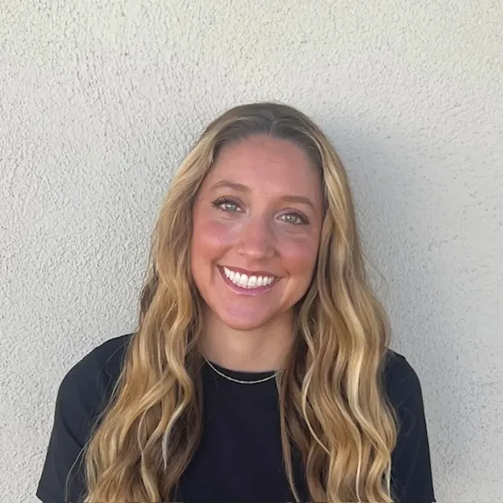 Ali Anderson headshot.