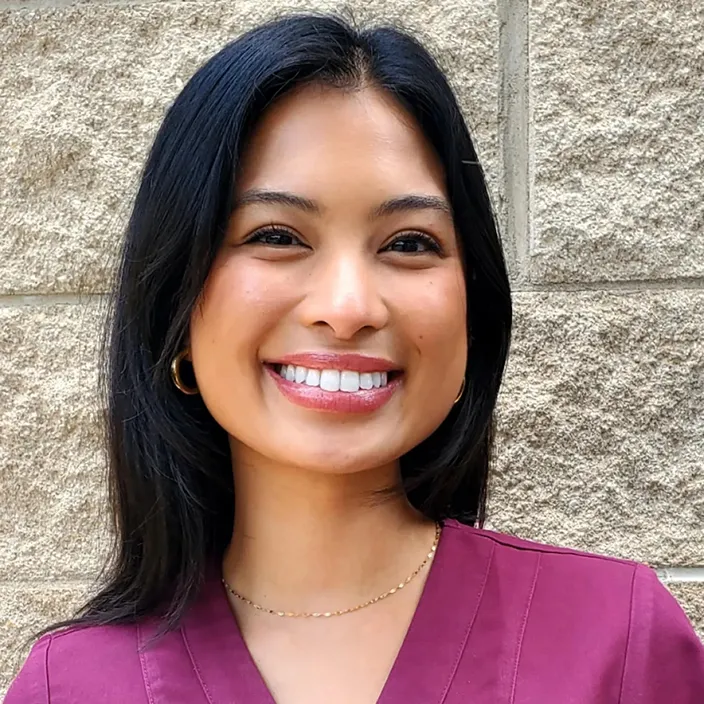 Annika Bustos headshot.