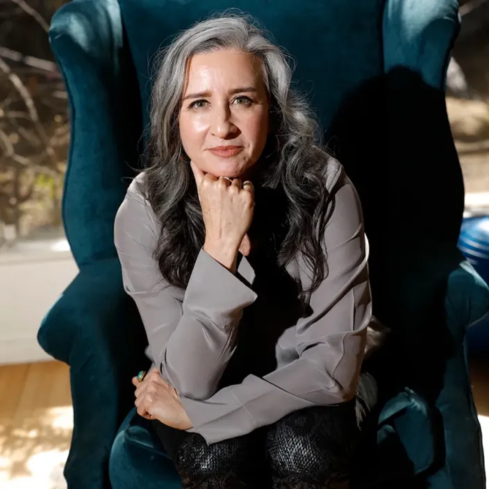 Suzanne Gilberg-Lenz headshot.