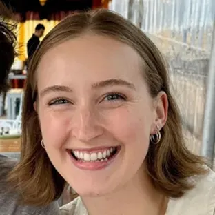 Mackenzie Sangster headshot.