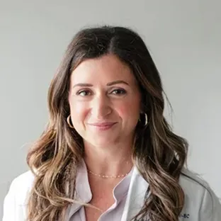 Jackie Giannelli headshot.