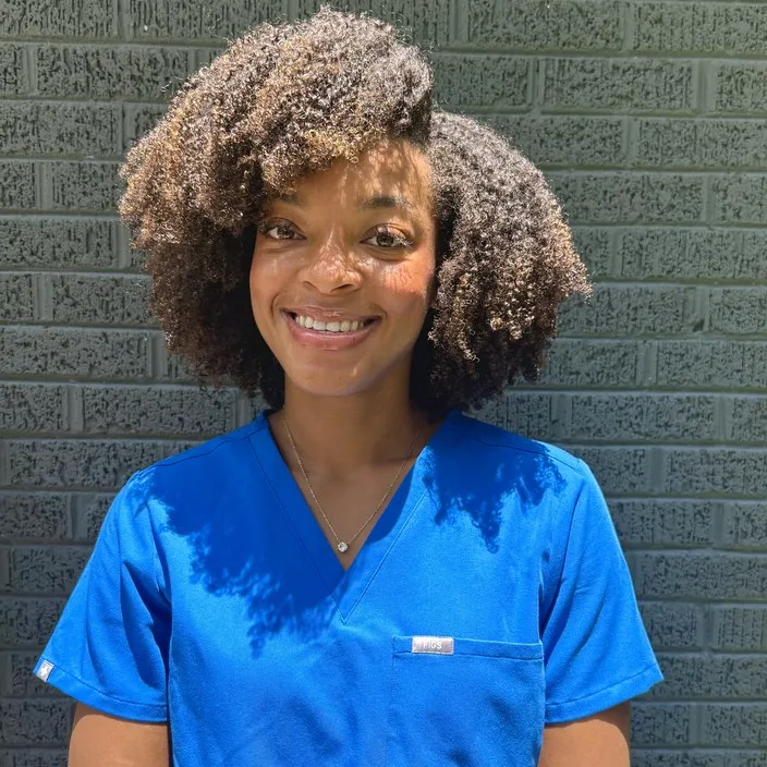 Camryn Cothran headshot.