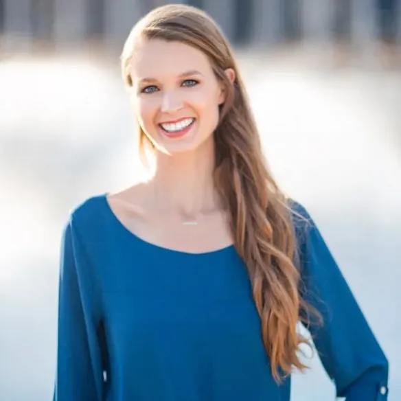 Chelsea Lambert headshot.