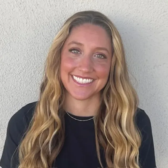 Ali Anderson headshot.