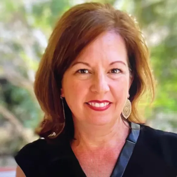 Virginia Read headshot.