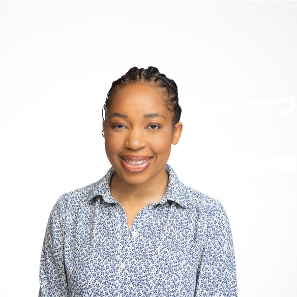 Ezinne Nwadiogu headshot.